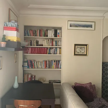 Parisien Solitaire -chambre D'hote Pansiyon Paris